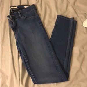 Levi’s 710 super skinny sz 29